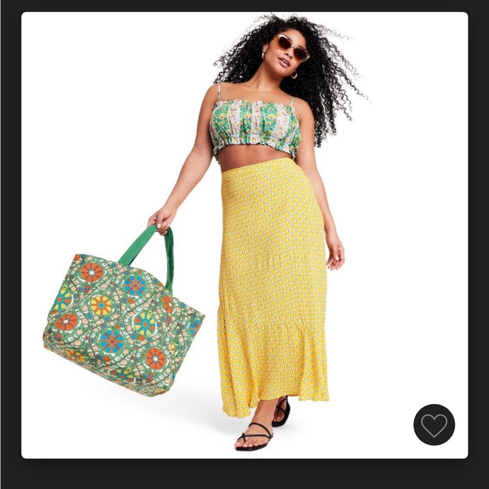 Women’s RHODE x target yellow skirt. Size M. Cute but big on me